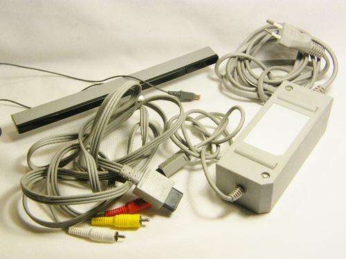 Nintendo WII sensor bar, power supply & RCA cables - as per photo