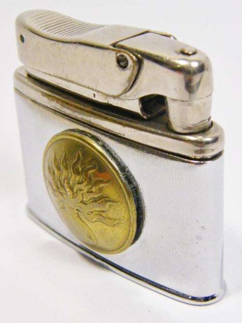 Vintage Royal fusiliers lighter made by Bebe Despalo 1 - needs a flint - as per photo