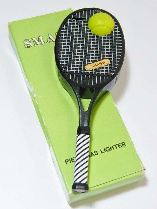 Vintage Smash tennis racquet shaped electric lighter in original box - not working - as per photo