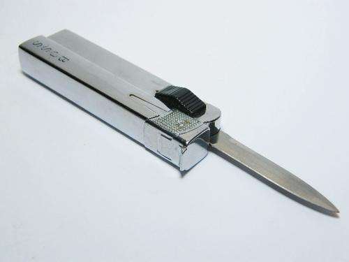 Vintage BOSS flick knife electric lighter - not working - as per photo