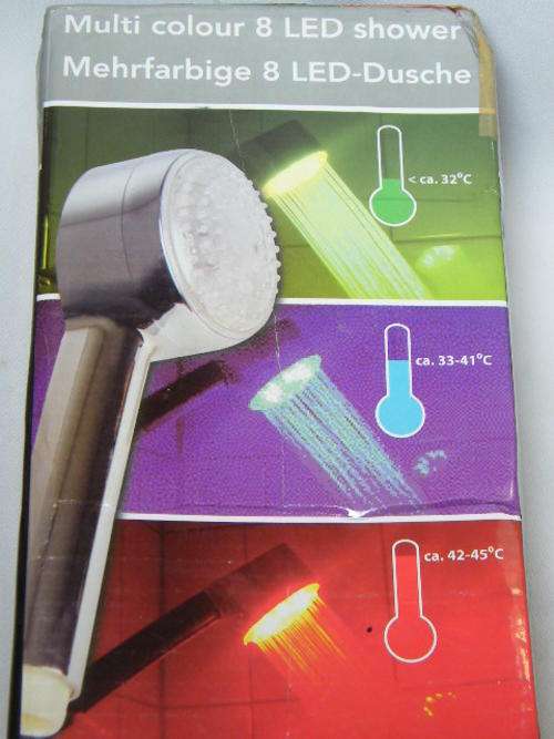LED shower head with 8 LED lights @ Crazy R10 start