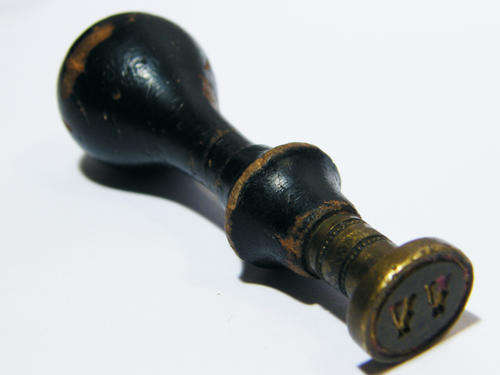 Antique brass wax seal with wooden handle - initials V.V - as per photo