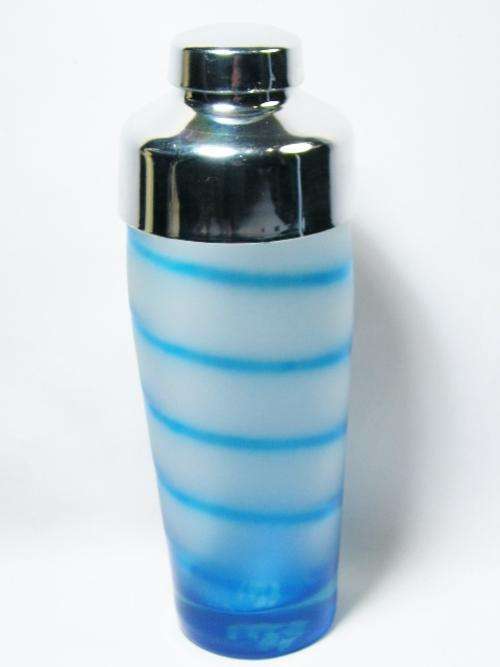 Glass with plastic lid cocktail shaker - as per photo
