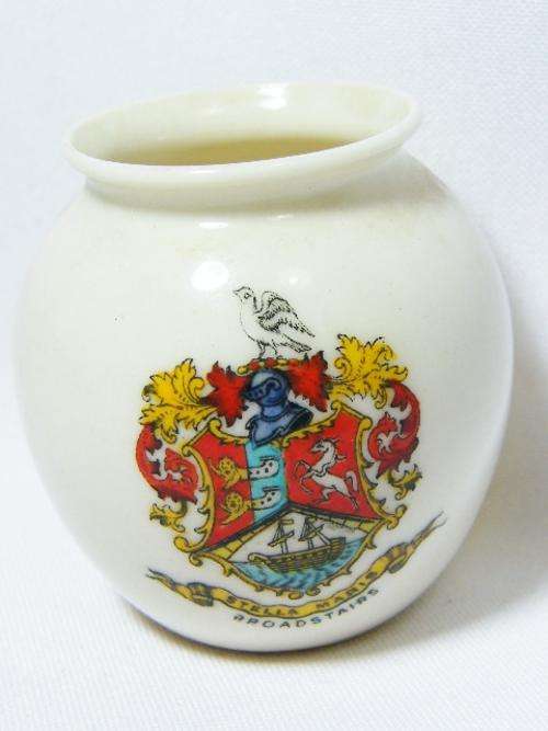 Broadstairs crested China miniature model of vase from the Ancient British Lake Village