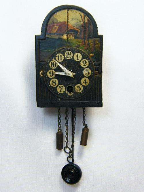Vintage handpainted miniature windup wall clock - working - as per photo