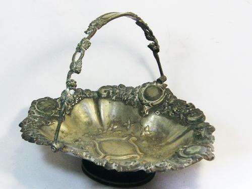 Vintage silverplated EPNS fruit basket presented to Mr and Mrs Bowes by teachers in 1901