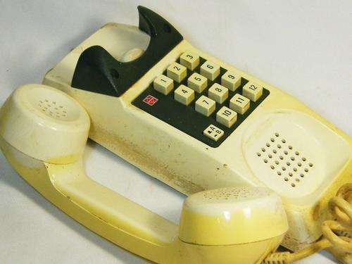Vintage National model VL-219A telephone - not sure if working - @ CRAZY R1 start