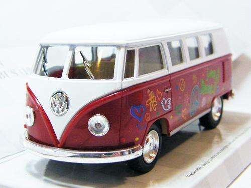 1962 Volkswagen Classical bus by Kinsmart - as per photo