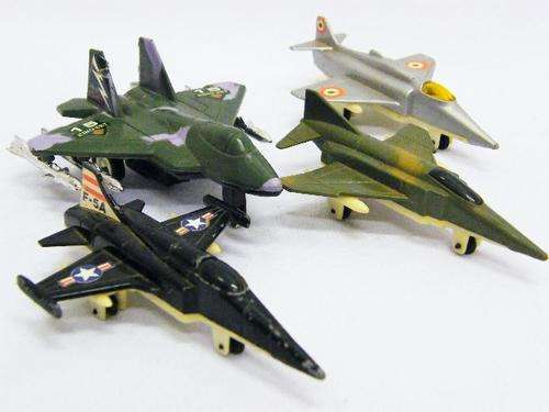 Lot of 4 military Air Force fighter jets - diecast & plastic models - as per photo