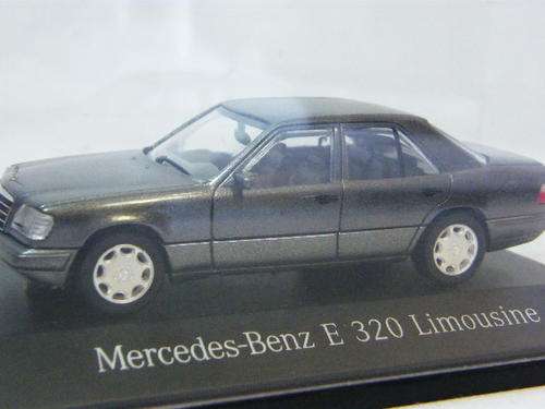Mercedes Benz E320 Limousine model car in display case - Herpa - scale 1/43 - as per photo