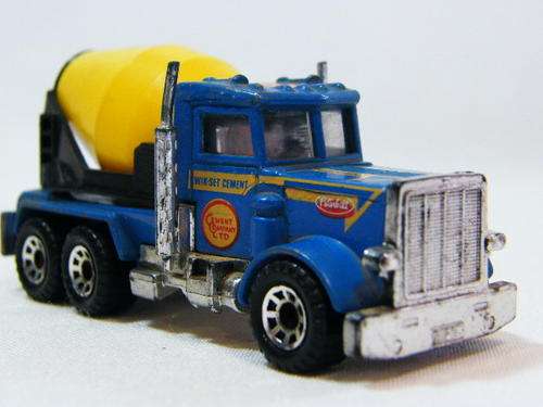 1981 Matchbox Peterbilt Cement Company truck - scale 1/80 - as per photo
