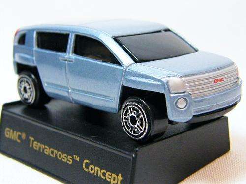 2001 GMC Terracross Concept model car - scale 1/64 - Maisto with stand - as per photo