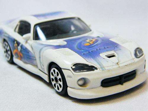 Disney Bburago Dodge Viper GTS coupe with Goofy - scale 1/43 - as per photo