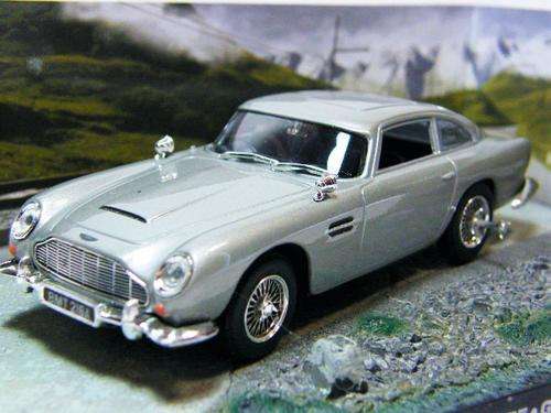 James Bond 007 Aston Martin DB5 model car from Goldfinger movie - as per photo
