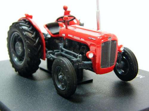 1963 Massey Ferguson 35X model tractor - scale 1/43 - as per photo