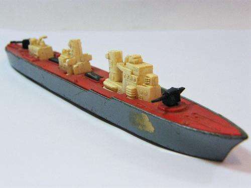 Vintage 1976 Matchbox Seakings K302 Corvette battleship - partial damage on deck - as per photo