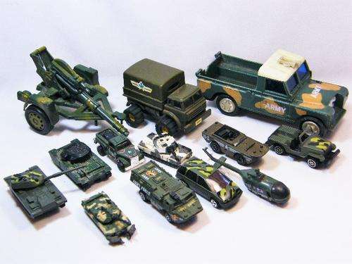 Lot of 13 Military toys - as per photo
