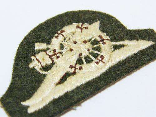British Royal Artillery cloth badge - as per photo