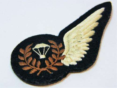 Royal Air Force parachute jump instructor wing - as per photo