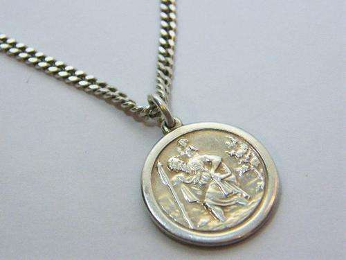 Sterling silver necklace with silver St Christopher pendant - weighs 13.8 grams chain length 48 cm