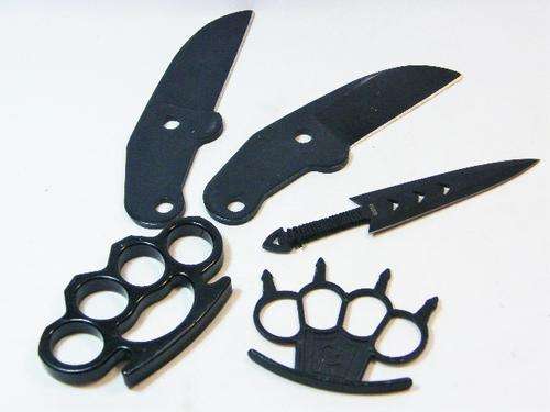 Lot of 5 tactical combat knives & knuckle busters - martial arts? as per photo