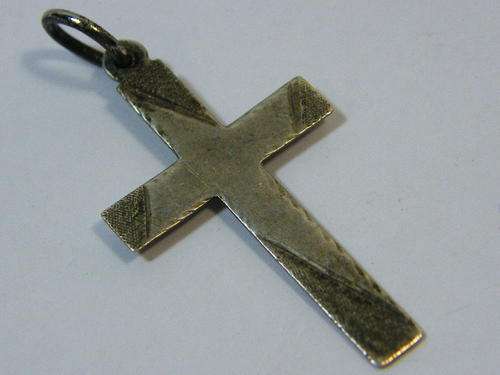 Silver cross pendant - as per photo