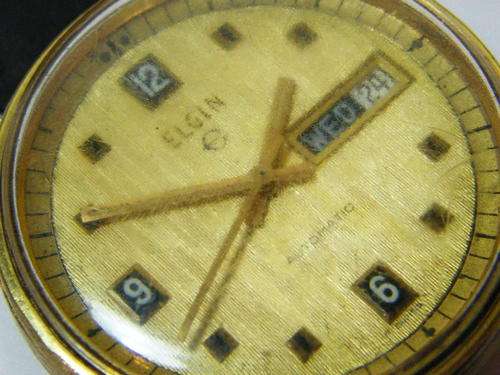 Vintage Elgin Automatic mens watch - not working - one lug is worn out and difficult to attach
