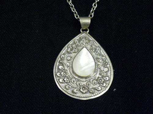 925 PENDANT & CHAIN