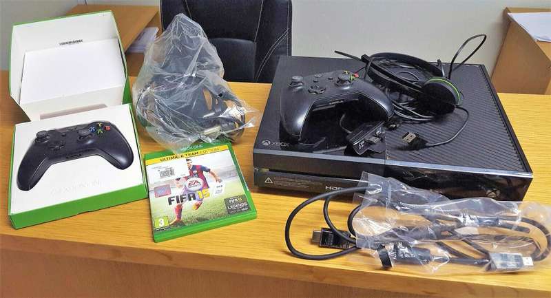 XBox One 500GB, boxed, like new.