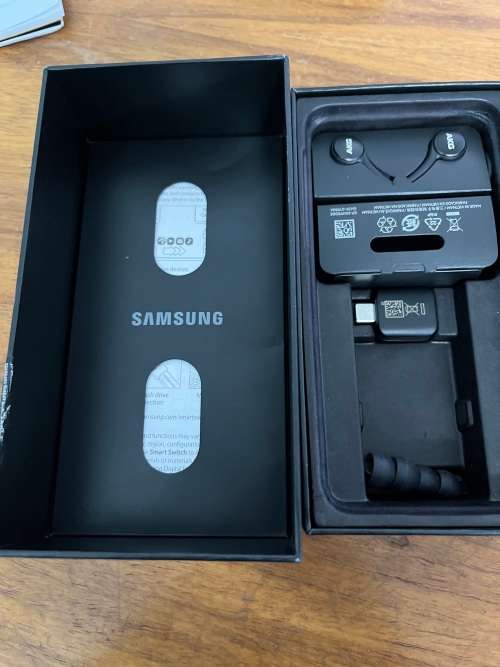 ***LOOK*** Samsung S10e dual SIM