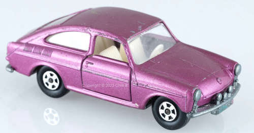 Matchbox by Lesney no 67 Volkswagen 1600 TL - Superfast series