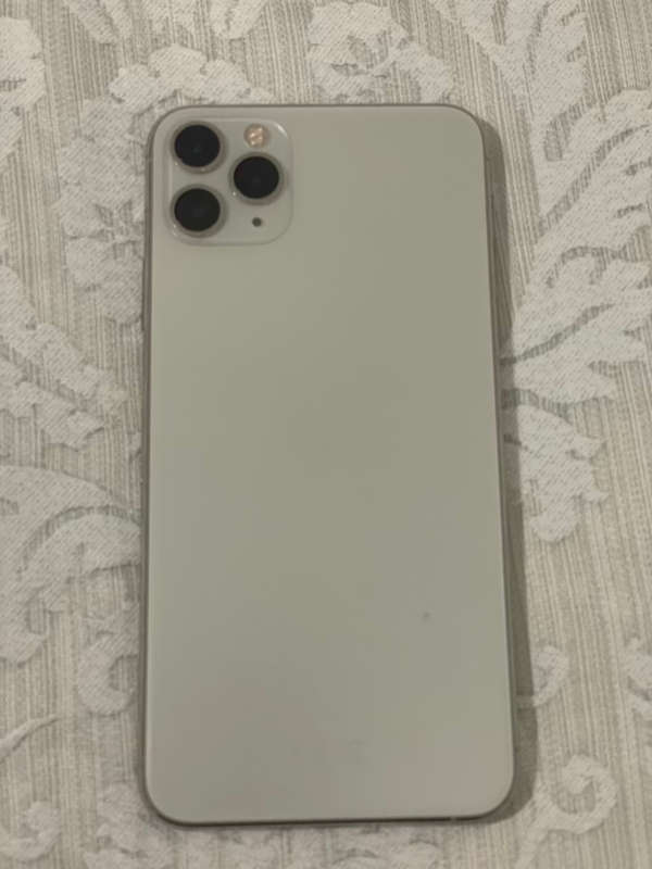 Apple iPhone 11 Pro Max- 64GB - White-Grade A