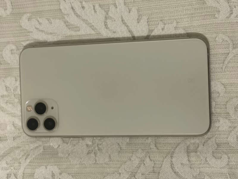 Apple iPhone 11 Pro Max- 64GB - White-Grade A