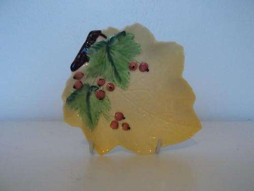 CARLTON WARE SWEET DISH
