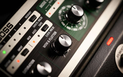 BOSS RE-202 FLAGSHIP SPACE ECHO PEDAL WITH PRESETS, MIDI AND ADDITIONAL PARAMETER CONTROL