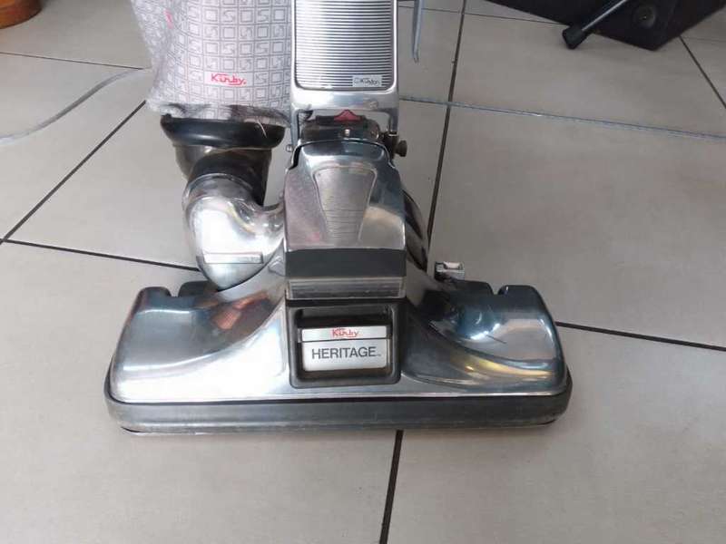 KIRBY HERITAGE VACUUM CLEANER