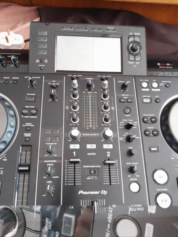 PIONEER XDJ-RX2 DJ SYSTEM