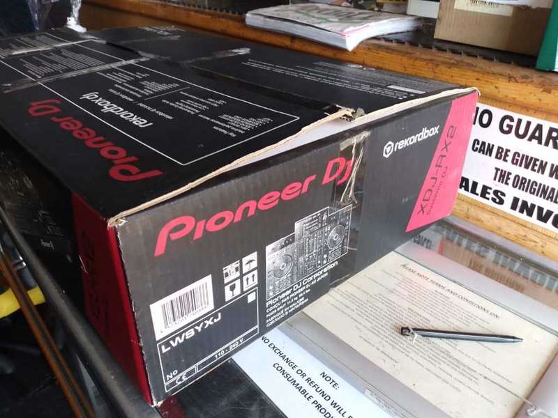 PIONEER XDJ-RX2 DJ SYSTEM