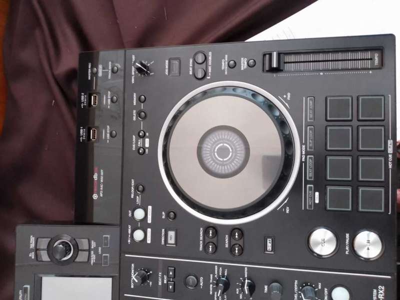 PIONEER XDJ-RX2 DJ SYSTEM