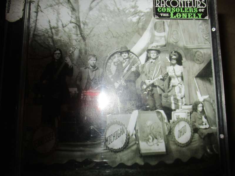 raconteurs