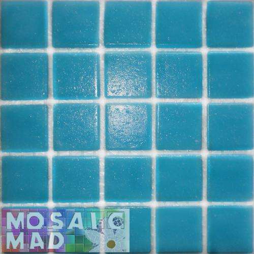 Riverglass 20mm x 20mm x 4mm - Sky Blue