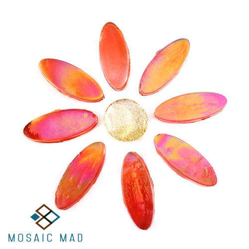 MOSAIC INSERT SET: 8 PETAL FLOWER - RED DAISY WITH GOLDEN CENTER
