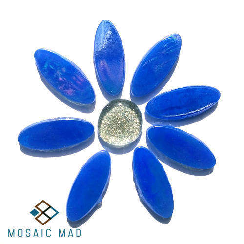 MOSAIC INSERT SET: 8 PETAL  FLOWER - BLUE DAISY WITH SILVER CENTER