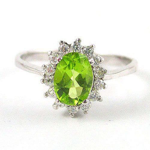 Peridot 0.8ct Ring 925 Silver