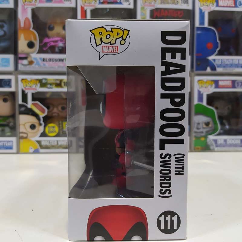 Marvel #111 Deadpool Funko Pop