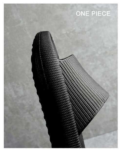 Super Comfy Soft Sandals Slippers Asian size: 44-45 Black