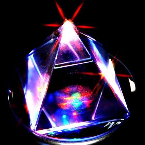 60mm Polished Borosilicate Glass Crystal Pyramid  Paperweight Ornament