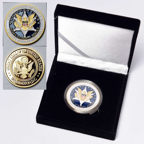 US Marshall gold plated medallion in black velvet presentation box