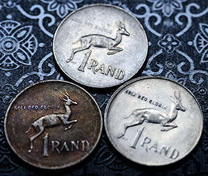 2X 1977 and 1X 1990 South Africa Springbok R1 one rand nickel coins