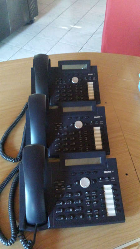 Snom 320